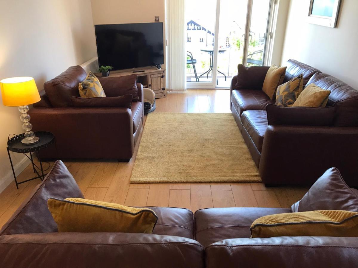 Beautiful 3-Bed Apartment In โกร็อค ภายนอก รูปภาพ